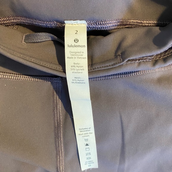 Lululemon cropped leggings 22in-Like New. Pace Rival - Picture 5 of 5